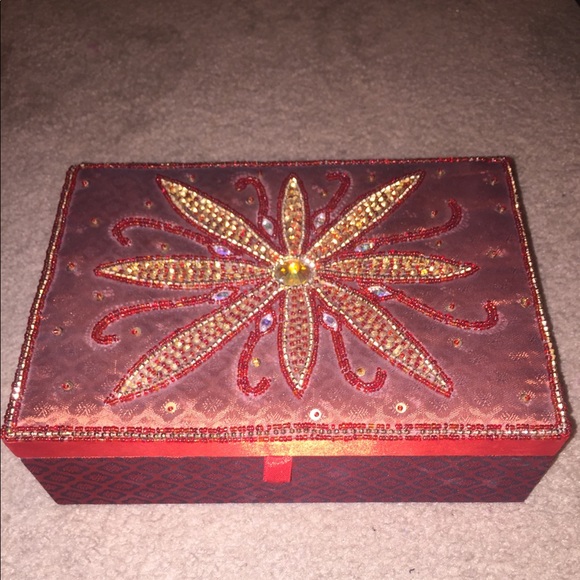Red Cushion Jewelry Box - Picture 1 of 2